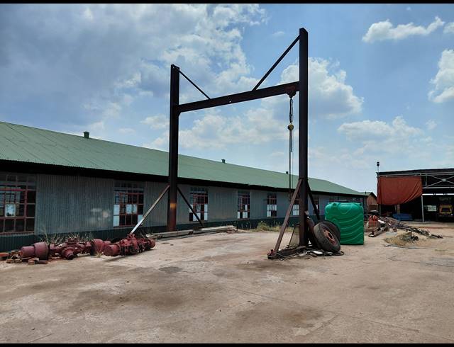 4,367M² WORKSHOP FOR SALE IN TRIM PARK